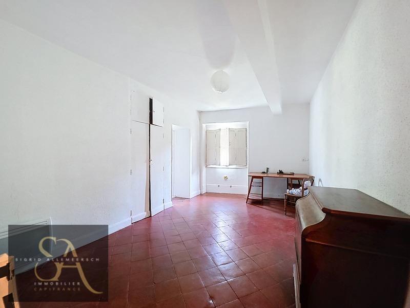 Immeuble - 1 100 m² - 15 pièces