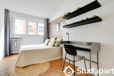 Chambre - 11 m² - 1 pièce