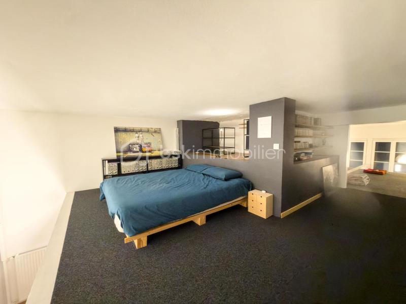 Loft - 80 m² - 3 pièces