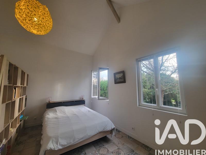 Maison - 230 m² - 11 pièces