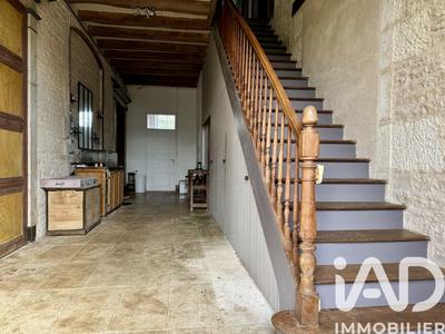 Maison - 238 m² - 6 pièces