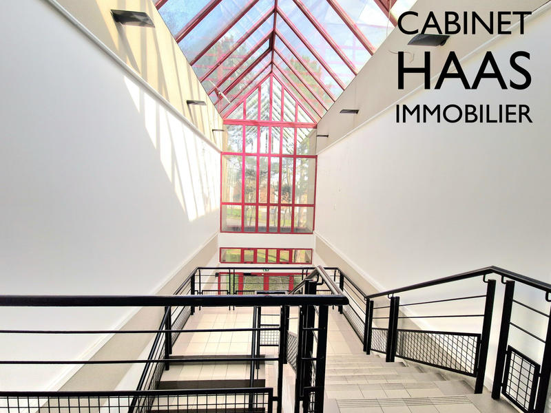 Bureau - 88 m² - 4 pièces