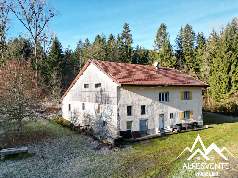 Maison - 160 m² - 5 pièces