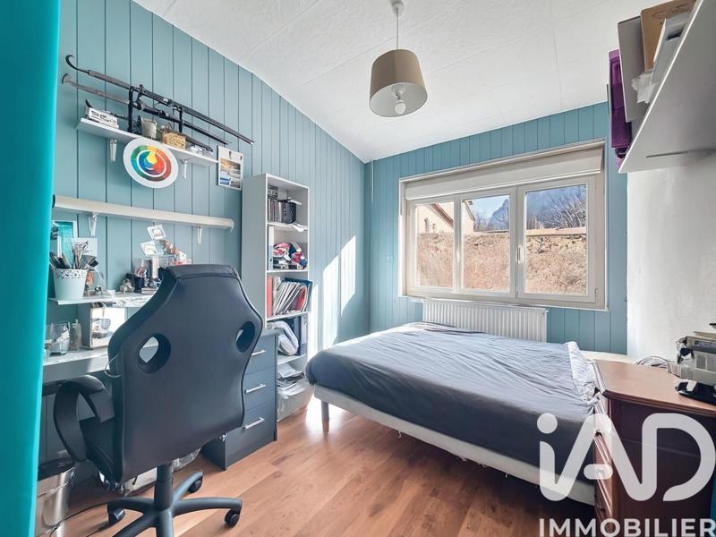 Appartement - 146 m² - 7 pièces