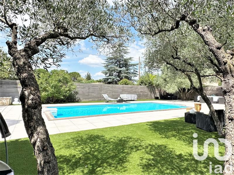 Maison - 280 m² - 8 pièces