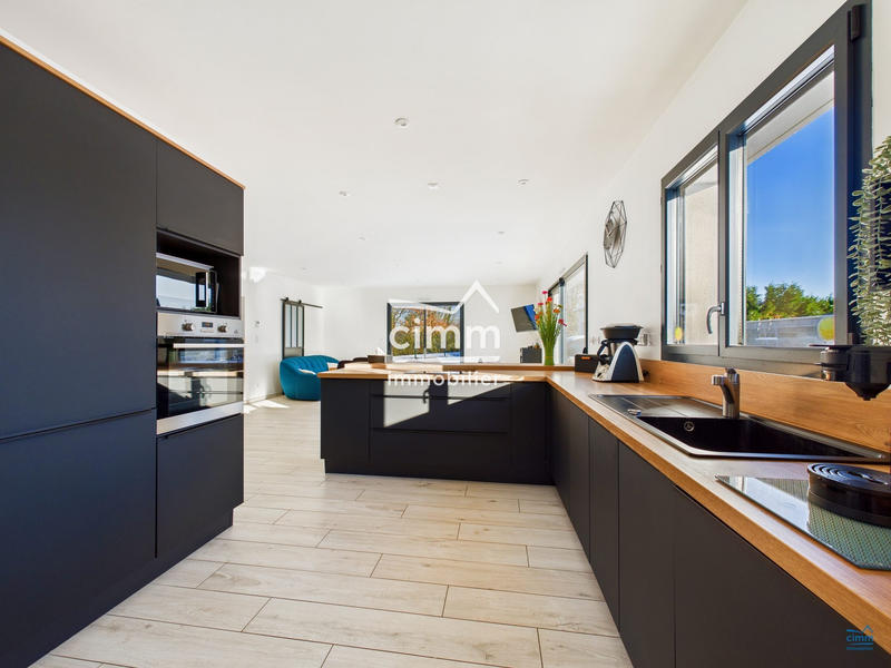 Maison contemporaine - 124 m² - 6 pièces