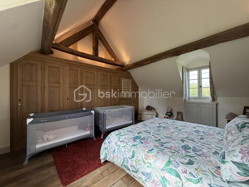 Propriété - 176 m² - 6 pièces