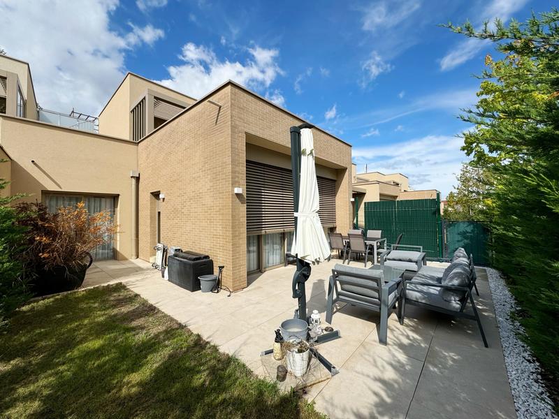 Maison - 127 m² - 5 pièces