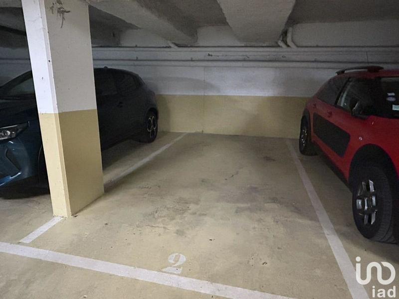 Parking - 10 m²