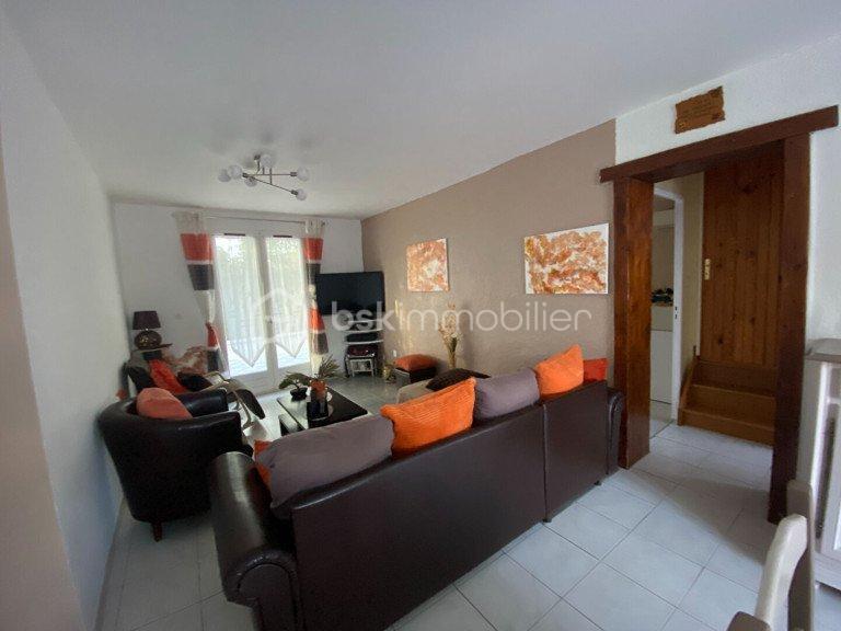 Maison - 113 m² - 6 pièces