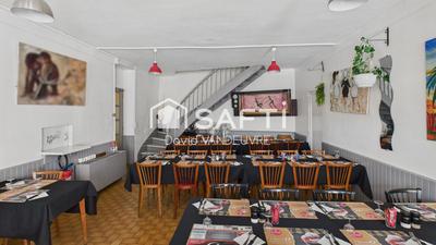 Local commercial - 189 m² - 16 pièces