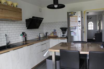 Maison - 188 m² - 9 pièces