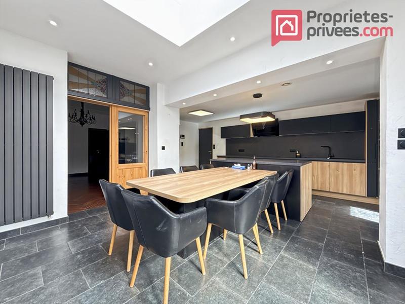 Maison - 160 m² - 7 pièces