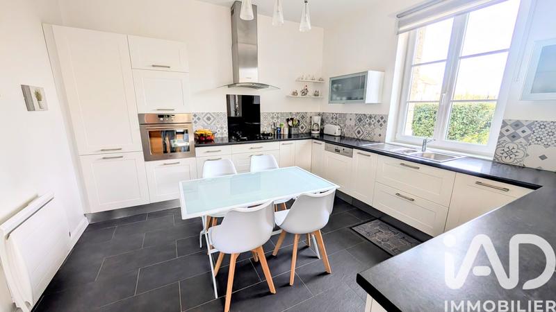 Maison - 165 m² - 6 pièces