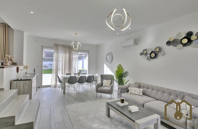 Villa - 98 m² - 5 pièces