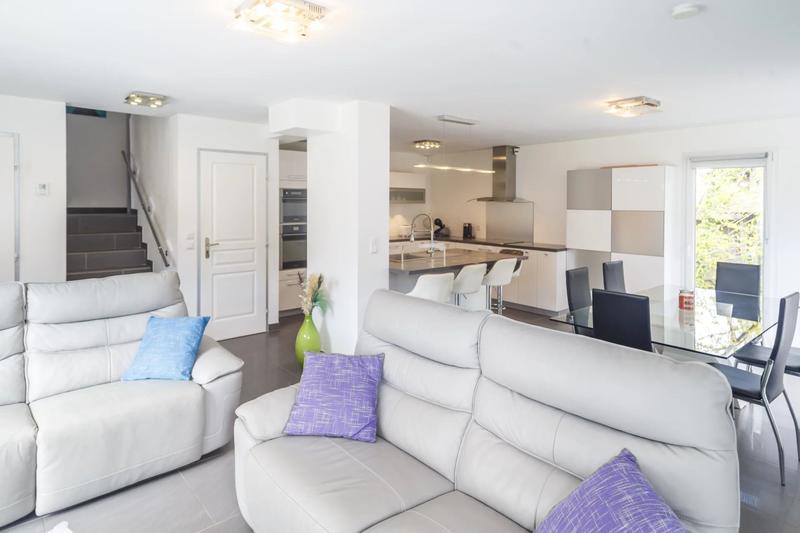 Maison - 110 m² - 5 pièces