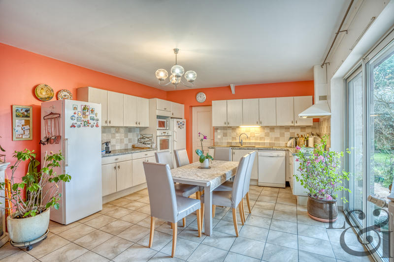 Maison - 143 m² - 5 pièces