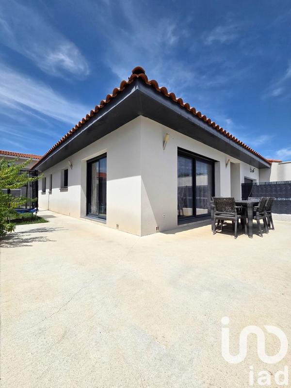 Maison - 90 m² - 4 pièces