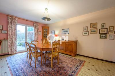 Maison - 160 m² - 8 pièces