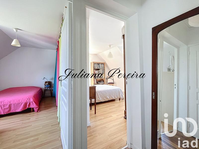 Maison - 205 m² - 9 pièces