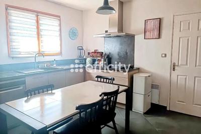 Maison - 114 m² - 6 pièces