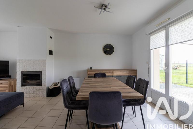 Maison - 90 m² - 5 pièces