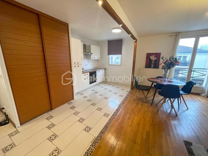Appartement - 65 m² - 3 pièces