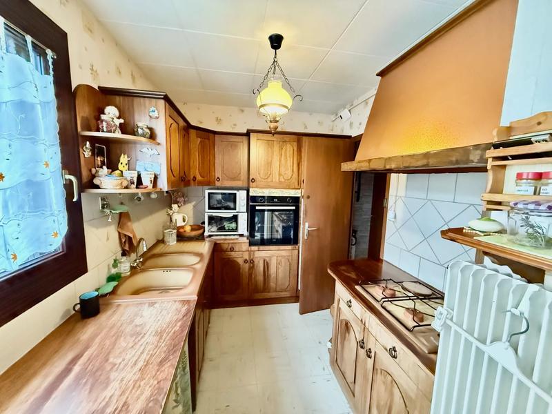 Appartement - 93 m² - 5 pièces