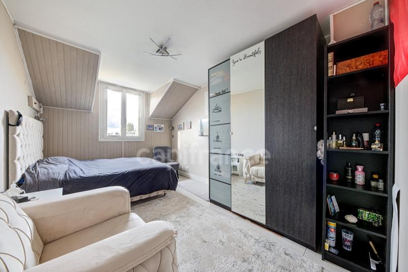 Maison - 106 m² - 5 pièces