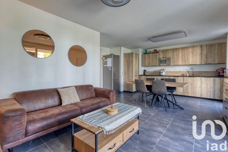 Appartement - 67 m² - 3 pièces