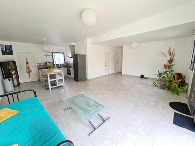 Maison - 89 m² - 5 pièces