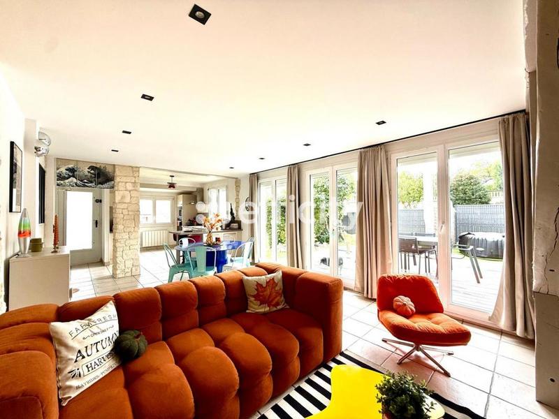 Pavillon - 100 m² - 6 pièces