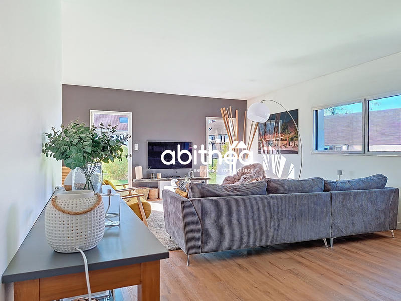 Maison - 188 m² - 6 pièces