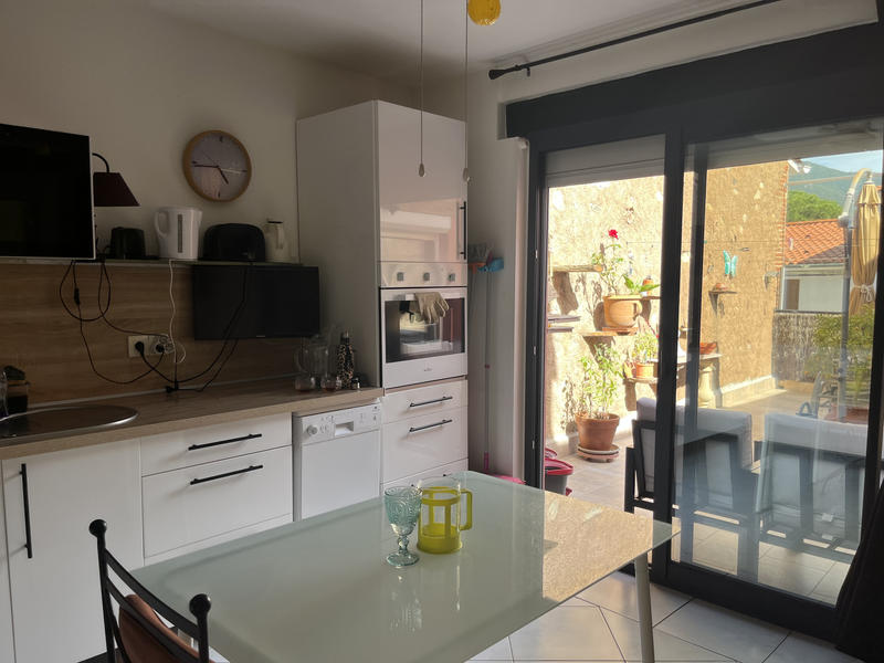 Appartement - 100 m² - 3 pièces