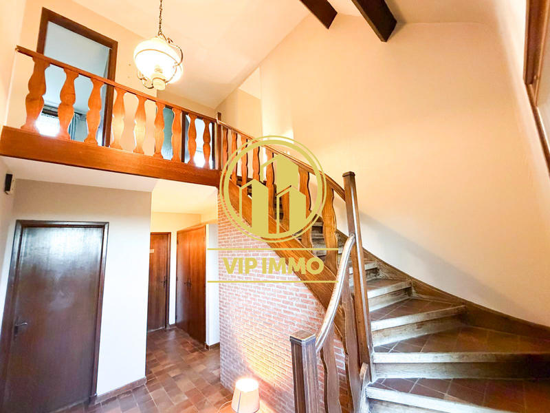 Maison - 204 m² - 10 pièces