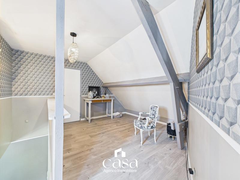 Maison - 137 m² - 6 pièces