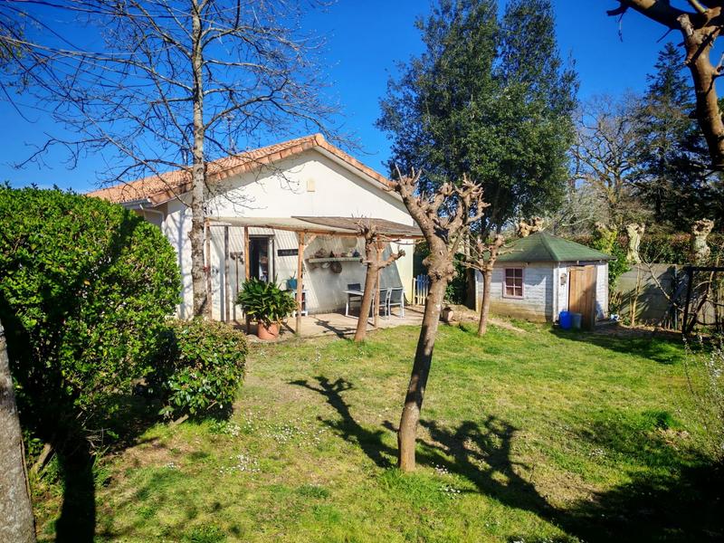 Maison - 215 m² - 7 pièces
