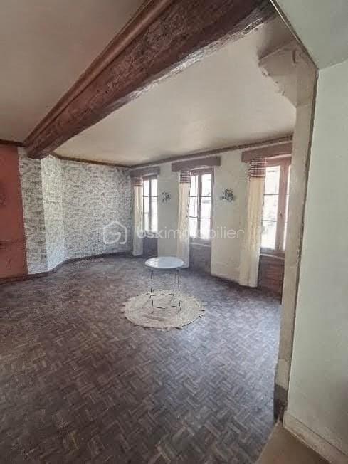 Maison de village - 250 m² - 8 pièces