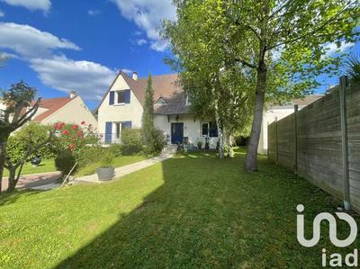 Maison - 182 m² - 7 pièces