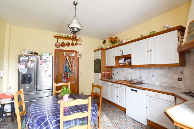 Maison - 186 m² - 6 pièces