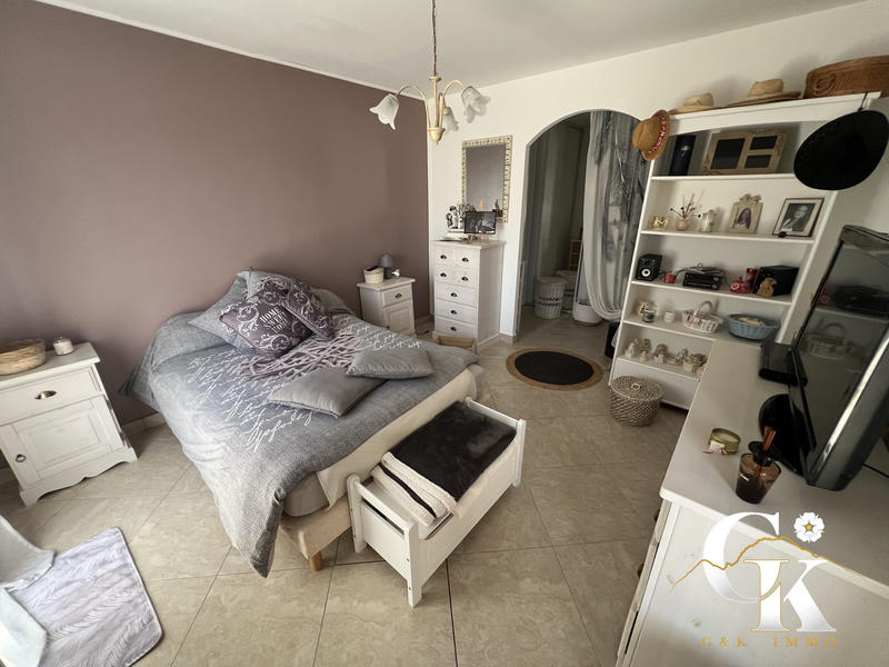 Villa - 365 m² - 15 pièces