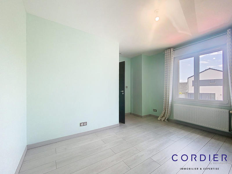 Maison - 124 m² - 4 pièces