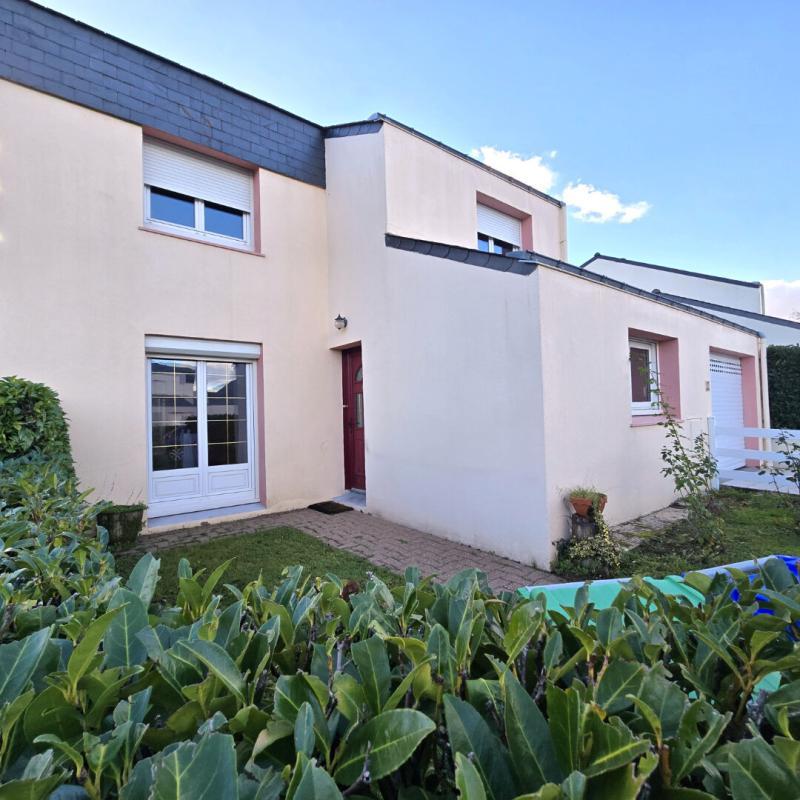 Maison - 93 m² - 6 pièces
