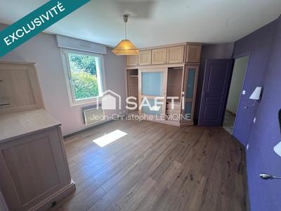 Maison - 159 m² - 8 pièces