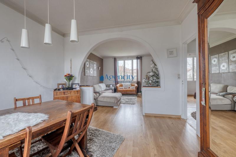 Maison - 137 m² - 6 pièces