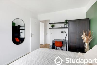 Chambre - 10 m² - 1 pièce
