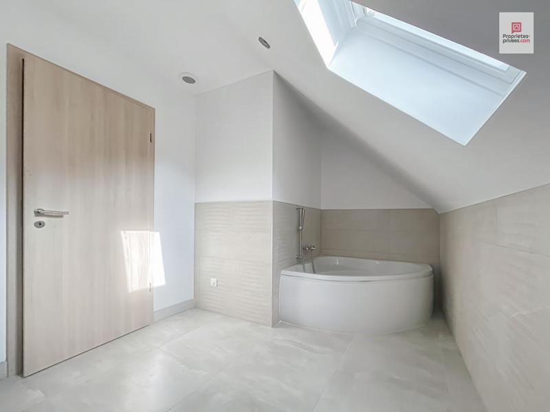 Maison - 84 m² - 4 pièces