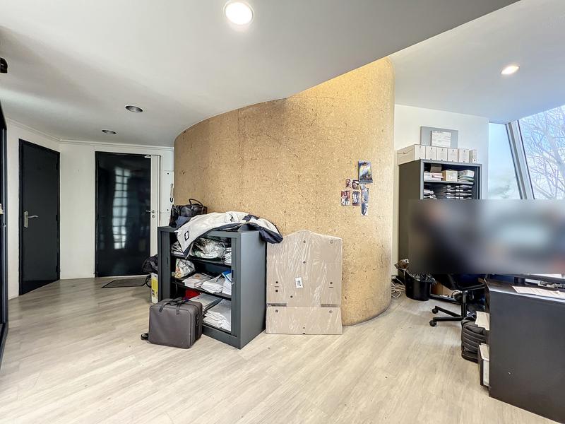 Bureau - 62 m²