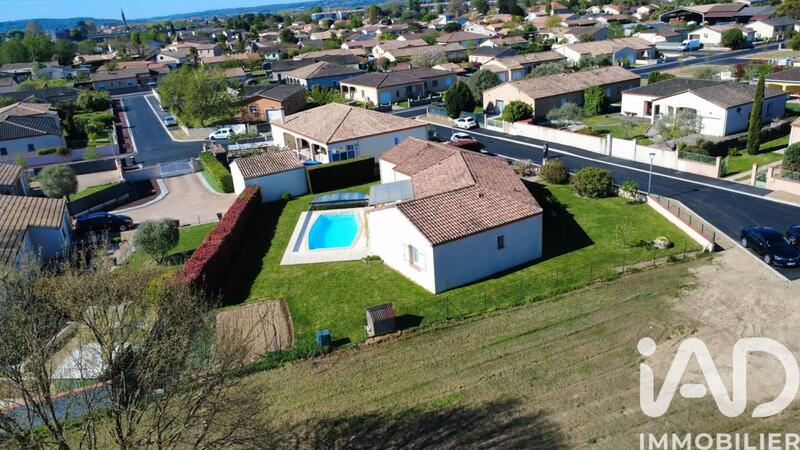 Maison - 138 m² - 5 pièces