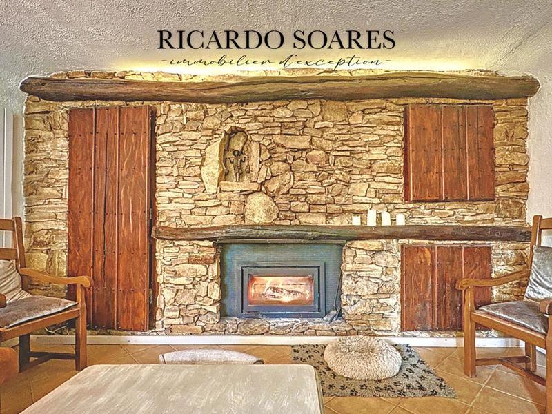 Villa - 306 m² - 10 pièces